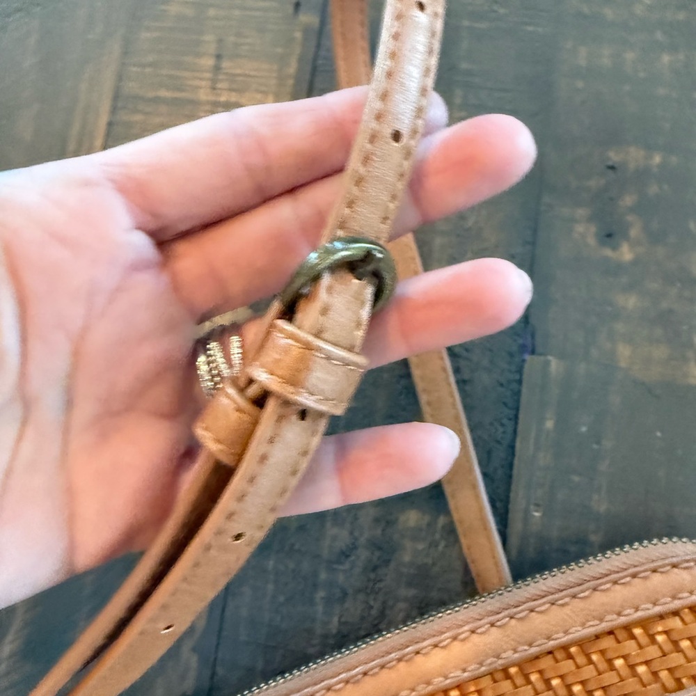 Universal Thread Tan Woven Adjustable Crossbody B… - image 5